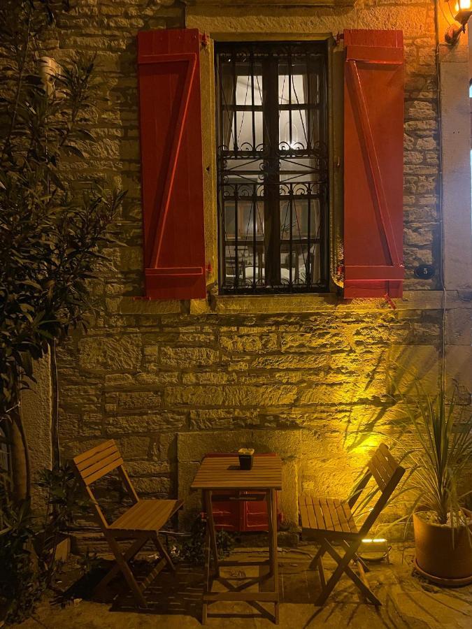 Amphora Rooms Foca Exterior photo
